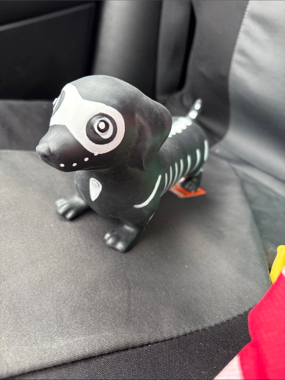 Squeeezy Dachshund Skeleton Halloween edition toy